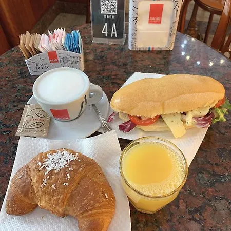 Sweet Life Liguria לינה וארוחת בוקר 3*